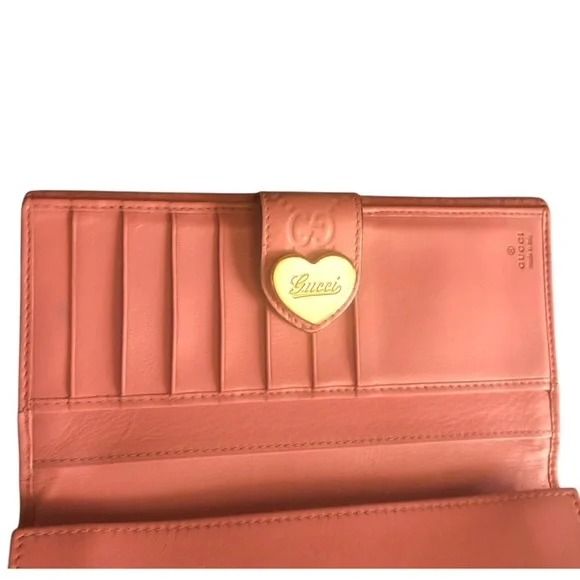 👛Gucci Soft Pink Goldtone Heart Snap Wallet with box Multi-Host Pick Gorgeous!!! - Picture 12 of 17